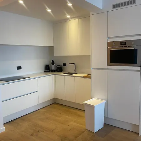 Apartment Fully Renovated 2-bedroom With A Stunning Sea View T5