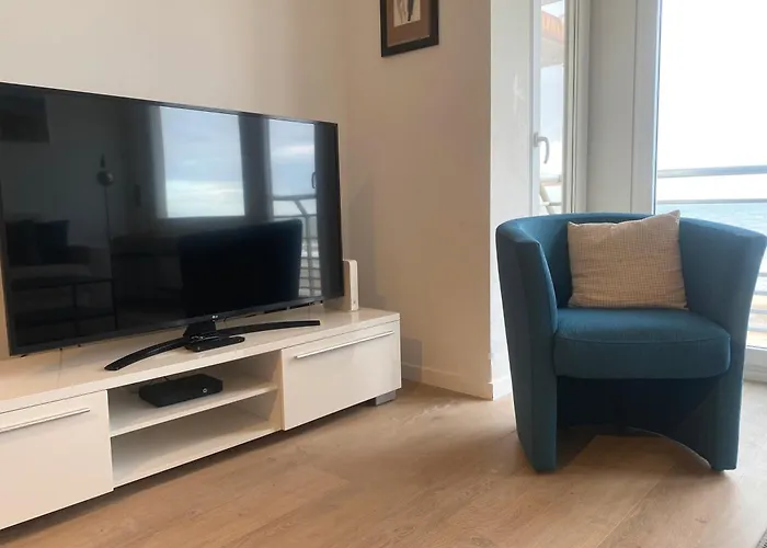 Bel Air - Renovated With Breathtaking Sea View T5 Appartement *