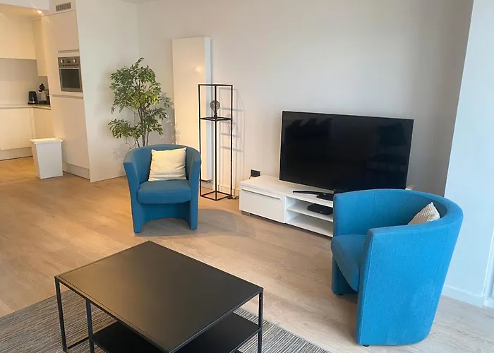 Bel Air - Renovated With Breathtaking Sea View T5 Appartement *